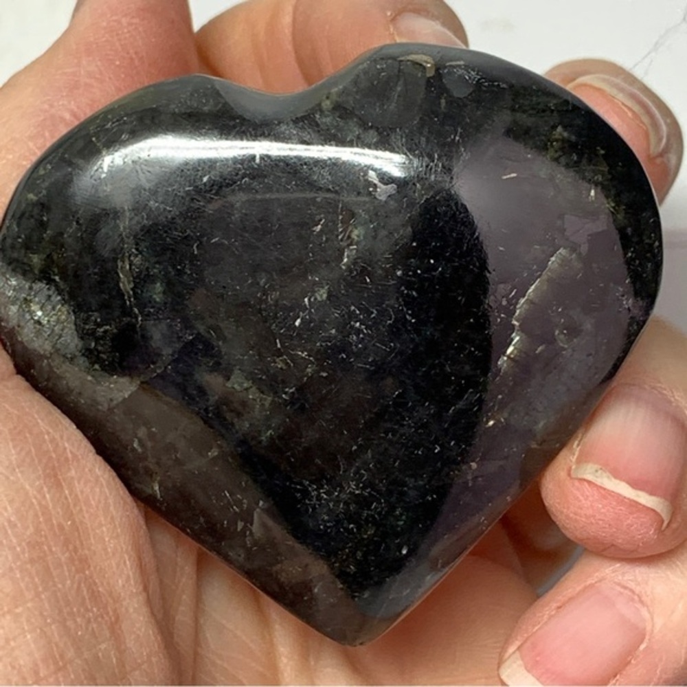 Carved Lavarkite Heart